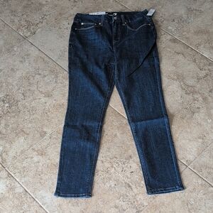 Seven7 Skinny Jeans